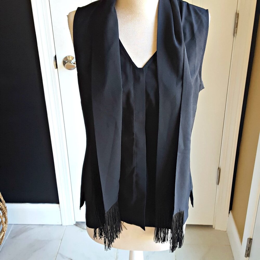 NWOT! FRINGED Scarf SLEEVELESS BLOUSE By CABI
